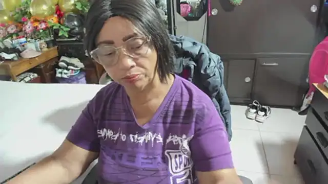 Snapshot of Mrs_mommy_ chatting on January 2026 06:34:01 PM Mrs mommy online show from January 2026 06:34:01 PM