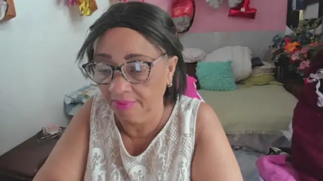 Mrs mommy  online show from March 2026 07:40:02 PM