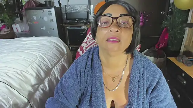 Mrs mommy  online show from November 2025 04:54:02 PM