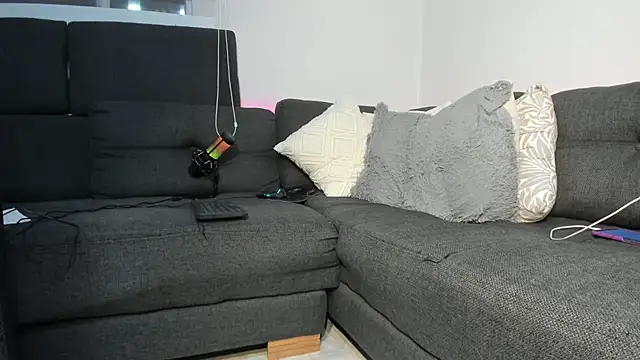 unicorn horny online show from February 2026 01:58:02 AM