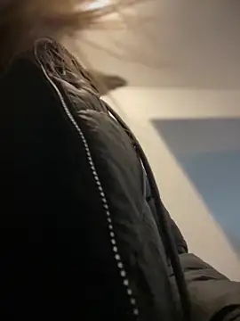 HotXMom online show from November 2025 07:08:01 AM