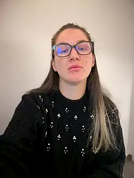 HotXMom online show from January 2026 07:13:01 AM