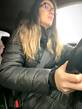 HotXMom online show from December 2025 06:56:02 AM