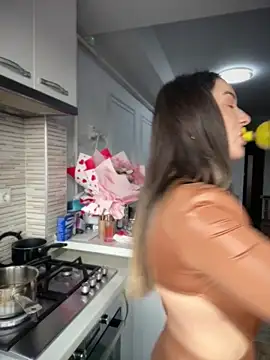 HotXMom online show from March 2026 07:38:01 AM