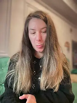 HotXMom online show from February 2026 07:30:01 AM