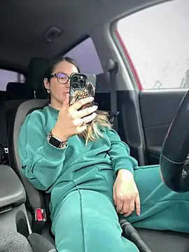 HotXMom online show from March 2026 08:26:33 AM