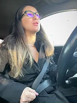 HotXMom online show from April 2026 04:53:02 AM