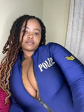 Snapshot of Linahlove chatting on July 2026 09:34:01 PM Linahlove online show from July 2026 09:34:01 PM