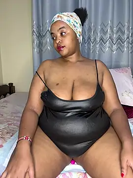 Linahlove online show from February 2026 08:43:01 PM