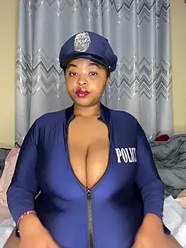 Linahlove online show from February 2026 10:09:02 PM