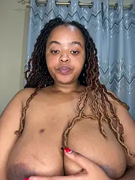 Snapshot of Linahlove chatting on June 2026 09:21:01 PM Linahlove online show from June 2026 09:21:01 PM