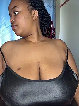 Snapshot of Linahlove chatting on November 2025 10:47:02 AM Linahlove online show from November 2025 10:47:02 AM