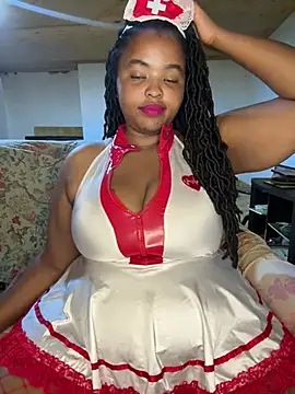 Snapshot of Linahlove chatting on February 2025 07:03:01 PM Linahlove online show from February 2025 07:03:01 PM