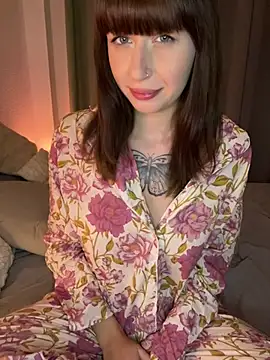 Melina-Mars online show from April 2026 11:00:01 PM