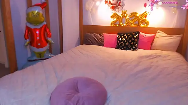 Magic Eyes   online show from December 2025 03:11:05 AM