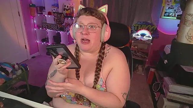 FatVeronica online show from February 2026 02:05:01 PM