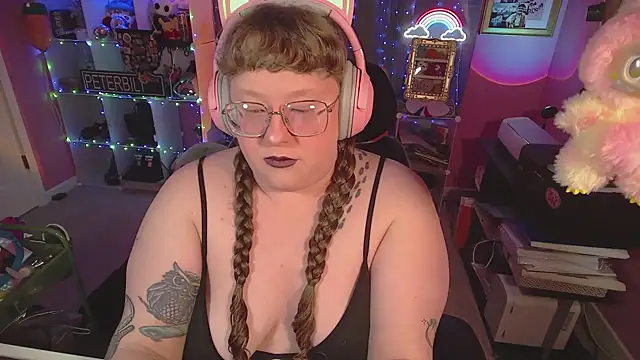 FatVeronica online show from February 2026 02:17:02 PM