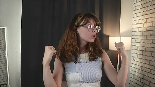 RominaPoli online show from April 2026 12:53:01 PM