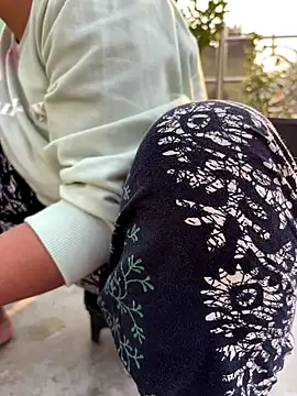 Snapshot of Ishikarana chatting on November 2025 01:53:02 AM Ishikarana online show from November 2025 01:53:02 AM