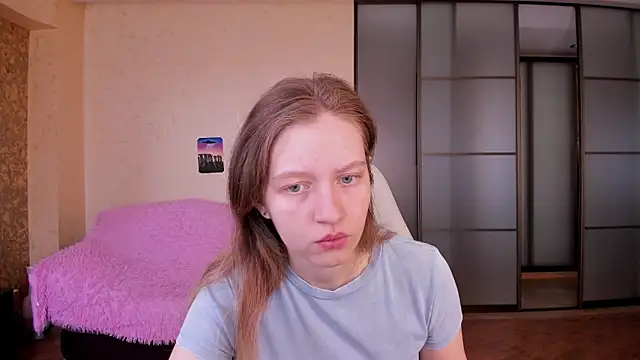 Ksuhesa online show from April 2026 03:24:02 AM