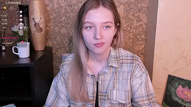 Ksuhesa online show from March 2025 10:50:01 AM
