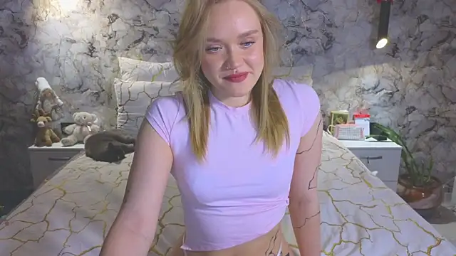 Aurora Golden1 online show from March 2026 12:38:02 AM