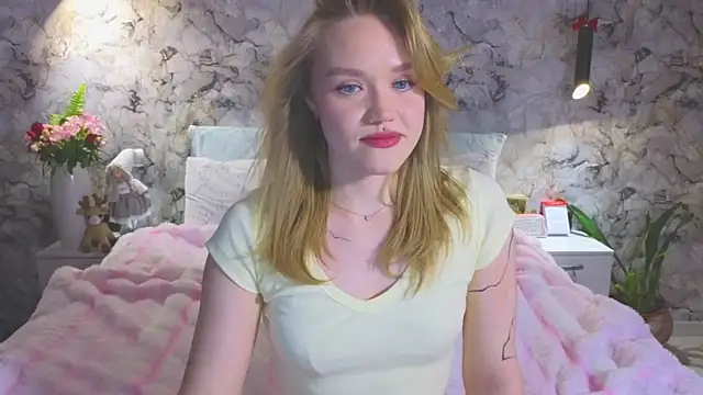 Aurora Golden1 online show from February 2026 03:30:02 PM