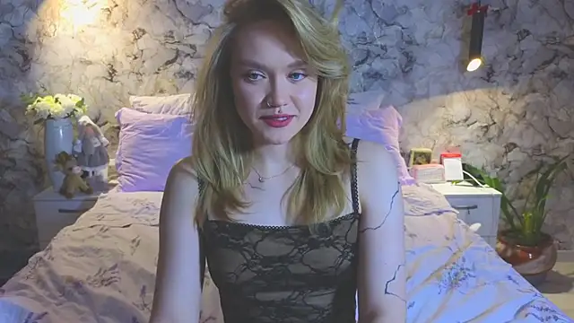 Aurora Golden1 online show from February 2026 05:23:02 PM