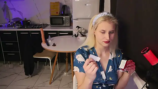 Snapshot of MertyXX chatting on February 2026 10:18:02 PM MertyXX online show from February 2026 10:18:02 PM