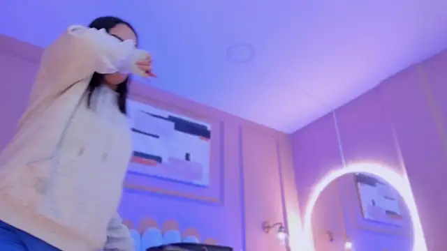 lia ass  online show from November 2025 10:41:01 AM