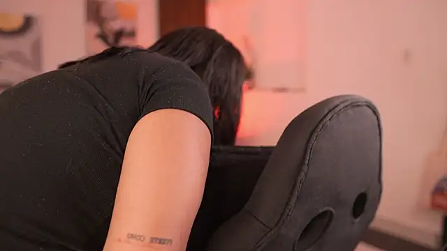 SheylaBakerr online show from November 2025 10:38:02 AM