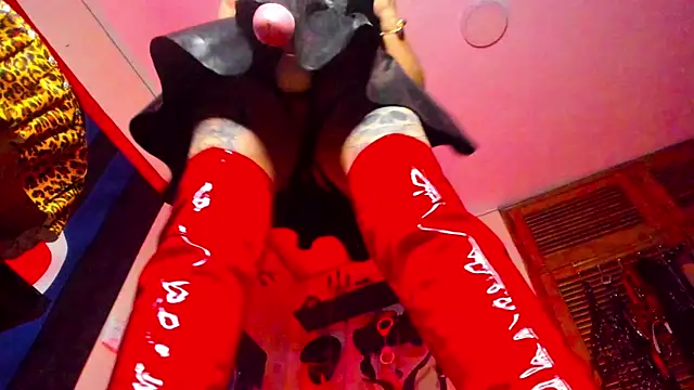DominatrixBlue online show from January 2025 12:01:02 AM