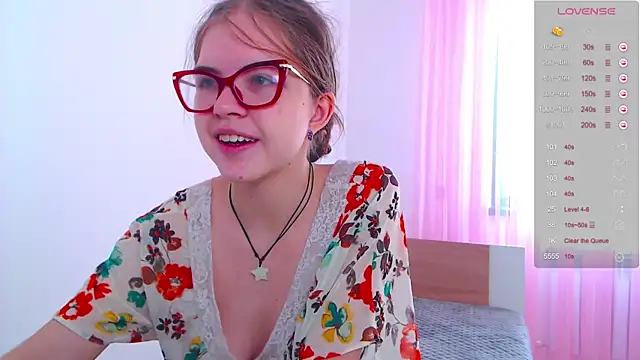 Sarah HS online show from March 2025 11:36:02 AM