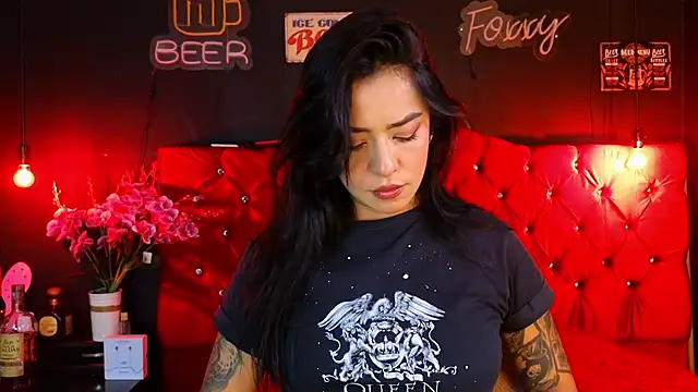 Snapshot of foxxy_nasty chatting on September 2025 03:44:02 PM foxxy nasty online show from September 2025 03:44:02 PM