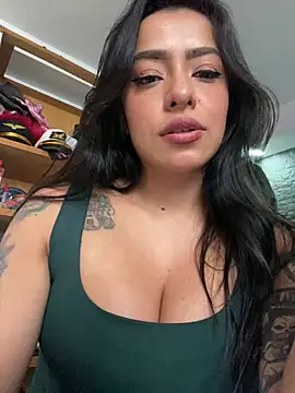 Snapshot of foxxy_nasty chatting on October 2025 04:53:02 PM foxxy nasty online show from October 2025 04:53:02 PM