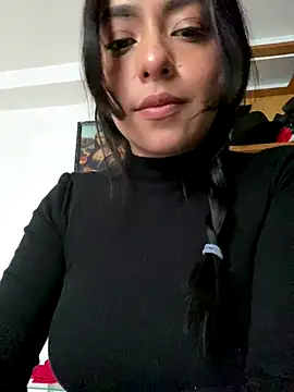 Snapshot of foxxy_nasty chatting on October 2025 07:05:02 PM foxxy nasty online show from October 2025 07:05:02 PM