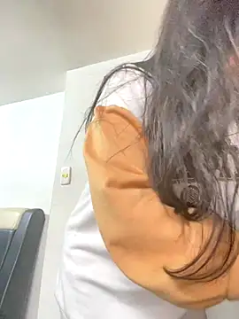 Snapshot of foxxy_nasty chatting on September 2025 05:05:01 PM foxxy nasty online show from September 2025 05:05:01 PM