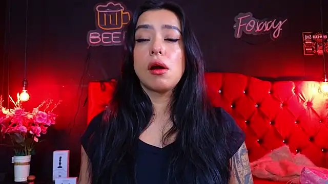 Snapshot of foxxy_nasty chatting on October 2025 05:35:02 PM foxxy nasty online show from October 2025 05:35:02 PM