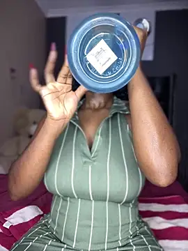 Candy-Heart online show from January 2025 09:43:01 PM