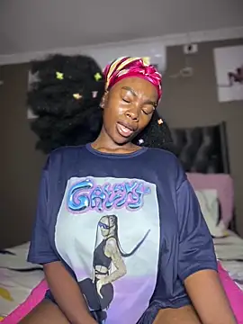 Candy-Heart online show from March 2026 09:55:02 PM