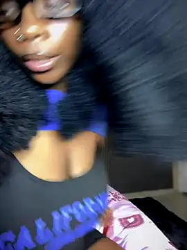 Snapshot of Candy-Heart chatting on November 2025 09:52:01 PM Candy-Heart online show from November 2025 09:52:01 PM