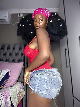 Candy-Heart online show from February 2026 11:55:02 AM