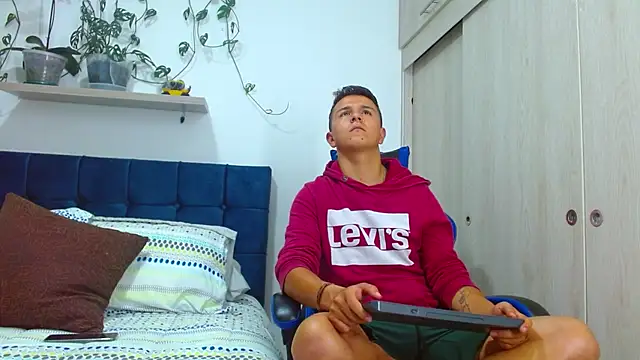 flint ryan online show from April 2026 08:57:01 PM