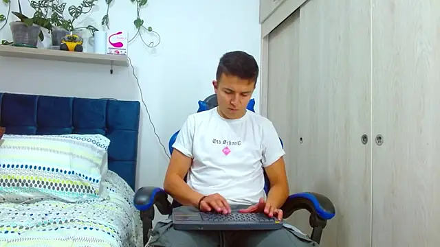 flint ryan online show from February 2026 07:38:01 PM