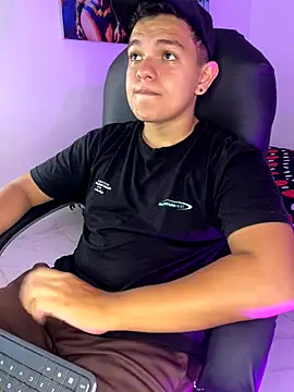 Dunkan Kravitz online show from November 2025 10:10:01 PM