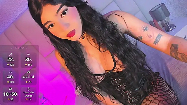 Summer walkerr online show from June 2026 12:54:02 PM