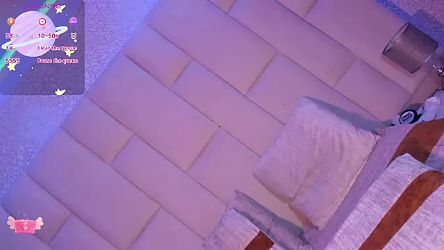 Summer walkerr online show from February 2026 01:19:02 PM