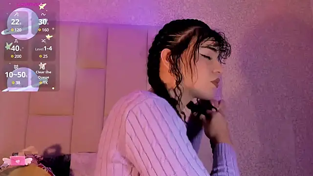 Snapshot of Summer_walkerr chatting on February 2025 12:28:01 PM Summer walkerr online show from February 2025 12:28:01 PM