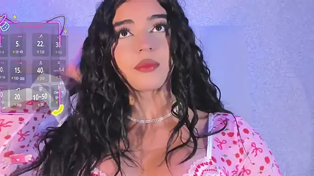 Snapshot of Summer_walkerr chatting on November 2025 12:44:02 PM Summer walkerr online show from November 2025 12:44:02 PM