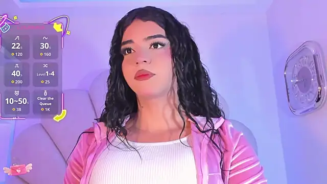 Snapshot of Summer_walkerr chatting on November 2025 12:37:02 PM Summer walkerr online show from November 2025 12:37:02 PM